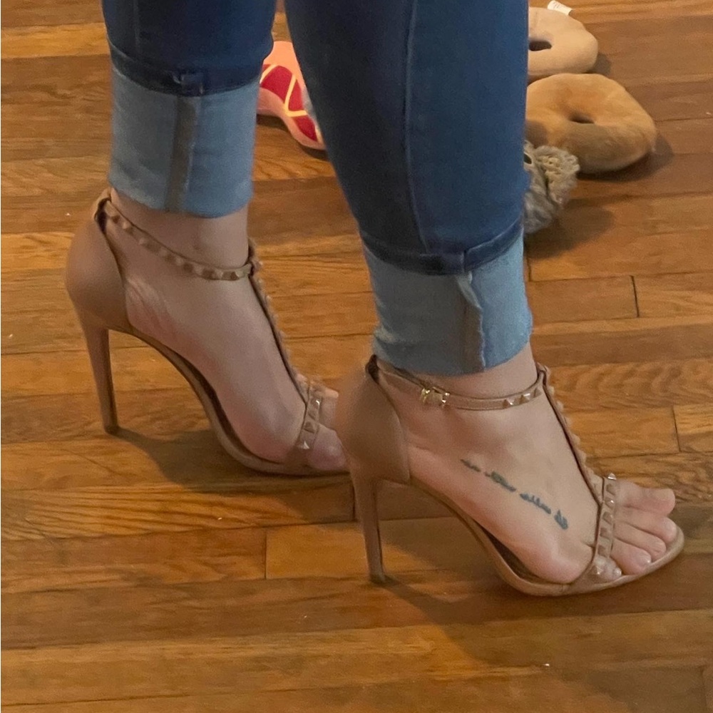 UZA Heels